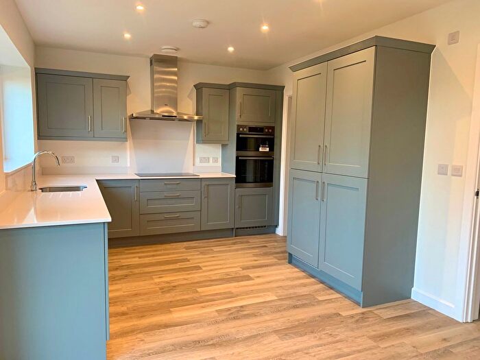 4 Bedroom Detached House For Sale In Tigermoth Drive, Stoke Orchard, Cheltenham, GL52