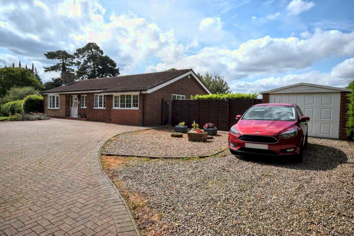4 Bedroom Detached Bungalow For Sale In Main Street, West Ashby, LN9