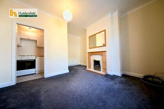 1 Bedroom Terraced House To Rent In Leef Street, Moldgreen, Huddersfield, HD5