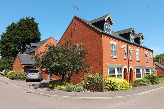 4 Bedroom Semi-Detached House For Sale In Covent Garden Close, Borrowash, DE72