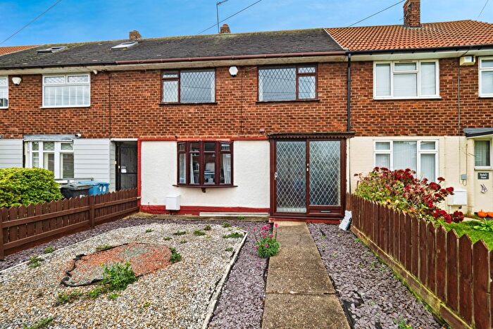 3 Bedroom Terraced House For Sale In St. Michaels Close, Hull, HU8