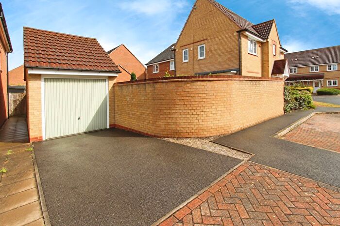 3 Bedroom Detached House For Sale In Perkins Way, Beeston, NG9