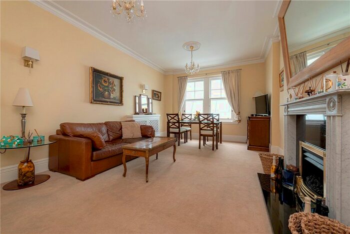 1 Bedroom Flat To Rent In Pall Mall, St James's, London, SW1Y