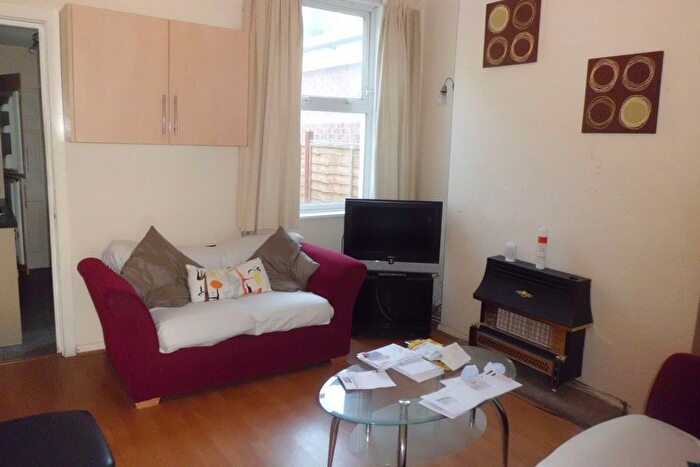 4 Bedroom Property To Rent In Harrow Road, B29