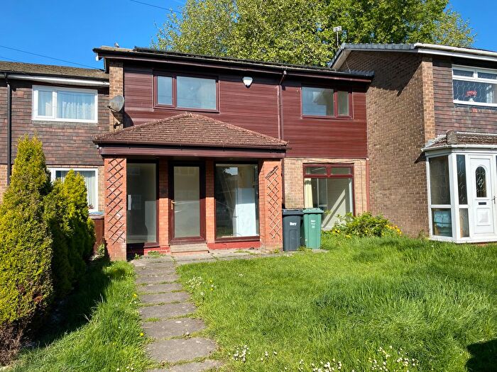 3 Bedroom Terraced House To Rent In Parrbrook Close, Whitefield, M45