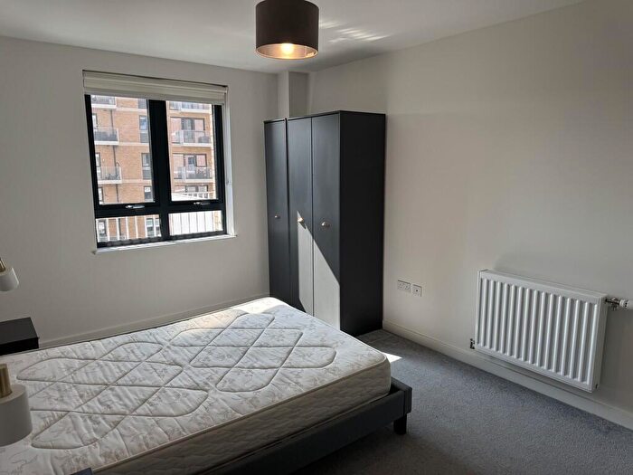 1 Bedroom Flat To Rent In Viscount House, Regency Heights, NW10