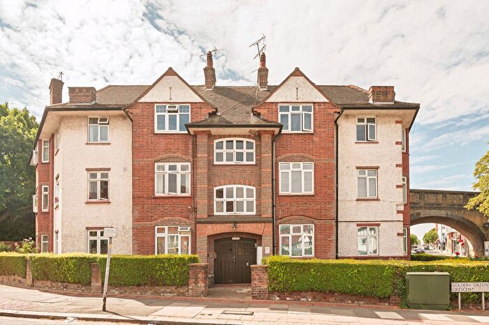 4 Bedroom Flat For Sale In Golders Green Crescent, Golders Green, London, NW11