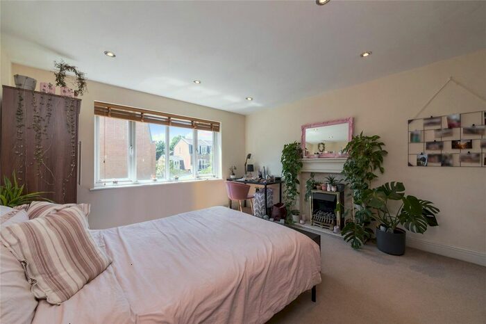 6 Bedroom Flat To Rent In Franklin Place, London, SE13