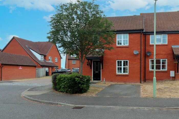 3 Bedroom Semi-Detached House To Rent In Malyon Road, Hadleigh, Ipswich, Suffolk, IP7