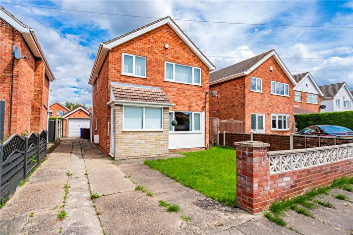 3 Bedroom Property For Sale In Larden Avenue, Grimsby, DN33