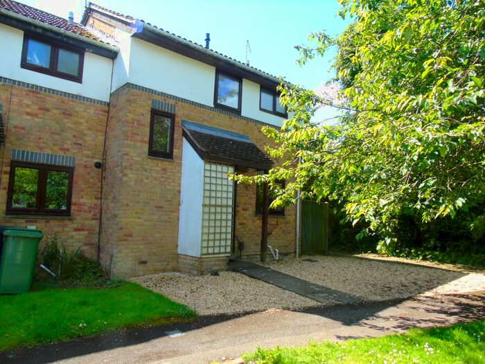 2 Bedroom End Of Terrace House To Rent In Plough Way, Winchester, SO22