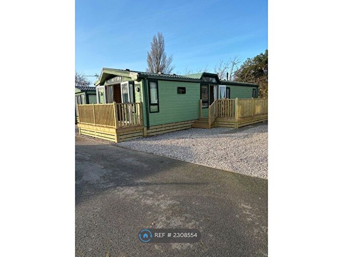 2 Bedroom Mobile/park Home To Rent In Langridge Way, Morecambe, LA4