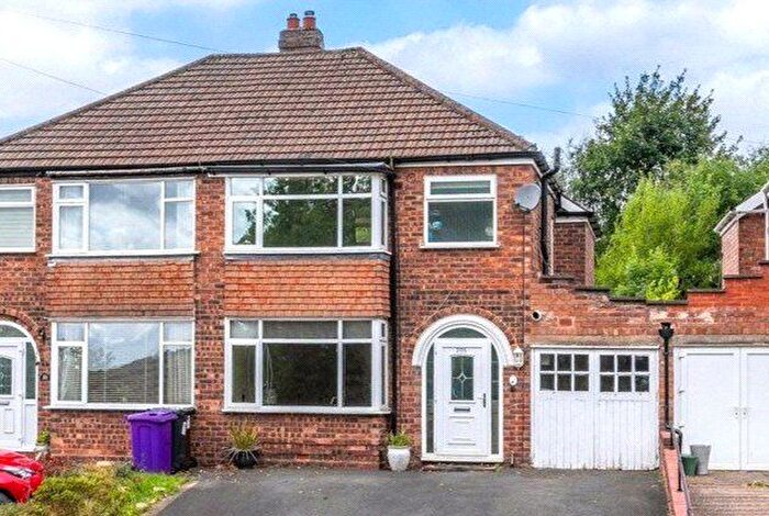 3 Bedroom Semi-detached House For Sale In Aldersley Road, Aldersley, Wolverhampton, West Midlands, WV6