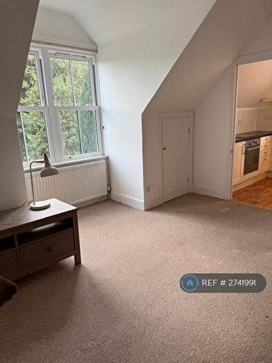 1 Bedroom Flat To Rent In Mayfield Road, South Croydon, CR2