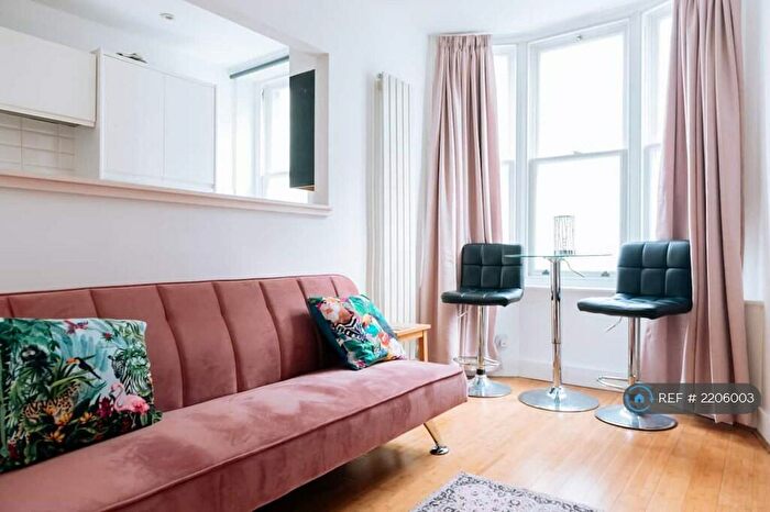 1 Bedroom Flat To Rent In Broad Street, Brighton, BN2