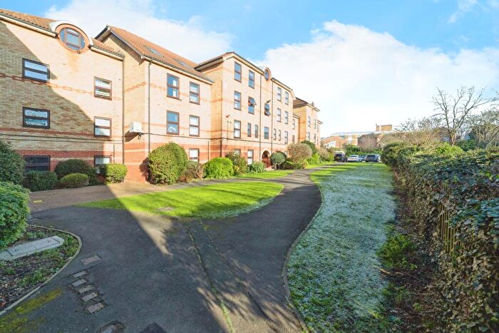 1 Bedroom Flat To Rent In Latchingdon Court, Forest Road, Walthamstow, London, E17