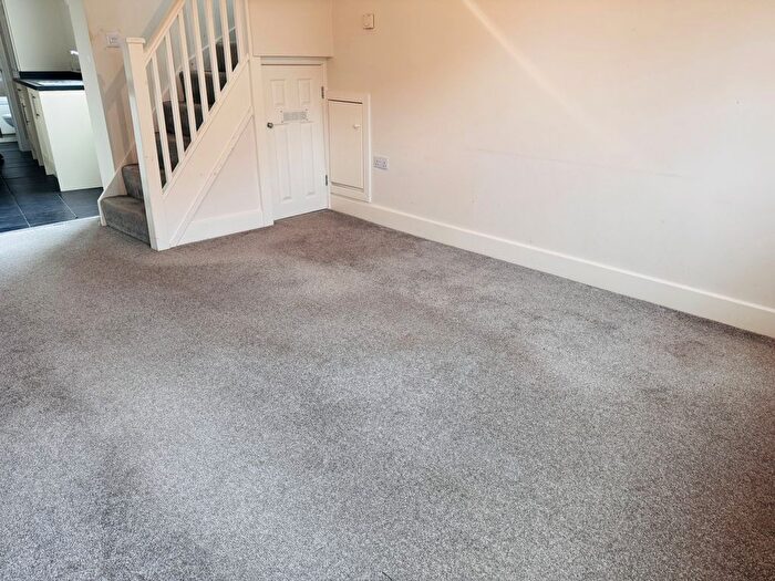 2 Bedroom Property To Rent In Claygate, Peterborough, PE7