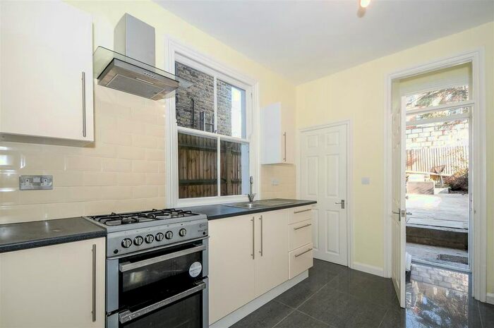 4 Bedroom Terraced House To Rent In Southcroft Road, London, SW16