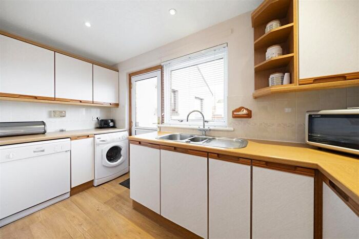 2 Bedroom Semi-Detached Bungalow For Sale In , James Robb Avenue, St. Andrews, KY16