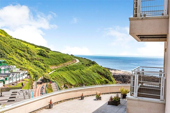 2 Bedroom Flat For Sale In Rotherslade Road, Langland, Swansea, SA3