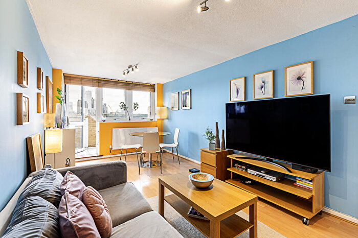 1 Bedroom Flat To Rent In Flat Vesage Court, Leather Lane, London, EC1N