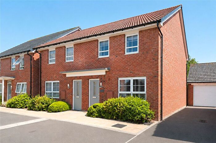 3 Bedroom Semi-Detached House For Sale In Mays Drive, Westbury, BA13