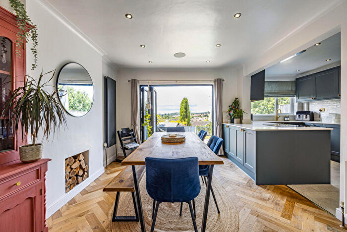 3 Bedroom Detached House For Sale In Homefield Avenue, Arnold, Nottingham, NG5