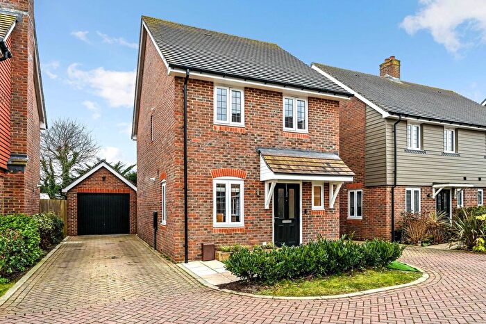 2 Bedroom Detached House For Sale In Rowan Close, Birdham, Chichester, West Sussex, PO20