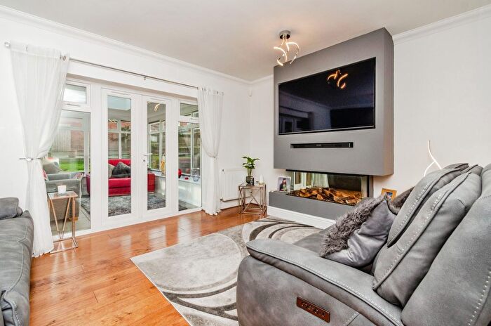 4 Bedroom Detached House For Sale In Nightjar Way, Cannock, Staffordshire, WS11