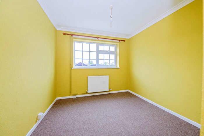 2 Bedroom Bungalow To Rent In Churchill Road, Stamford, PE9