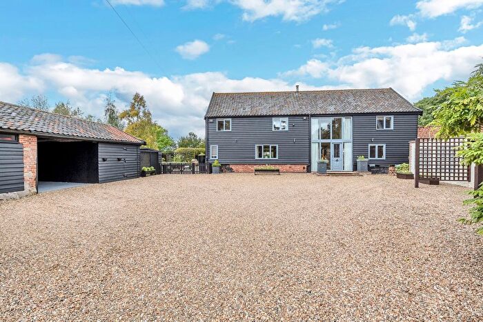 4 Bedroom Barn Conversion For Sale In Hardwick Road, Starston, Harleston, IP20
