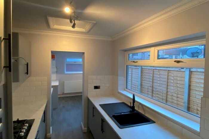 3 Bedroom Property To Rent In Queens Road, Doncaster, DN6