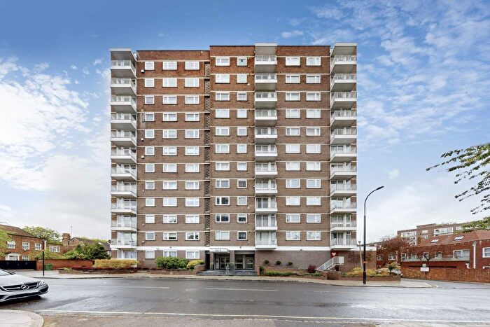 2 Bedroom Flat To Rent In Blair Court, Boundary Road, St John's Wood, London, NW8