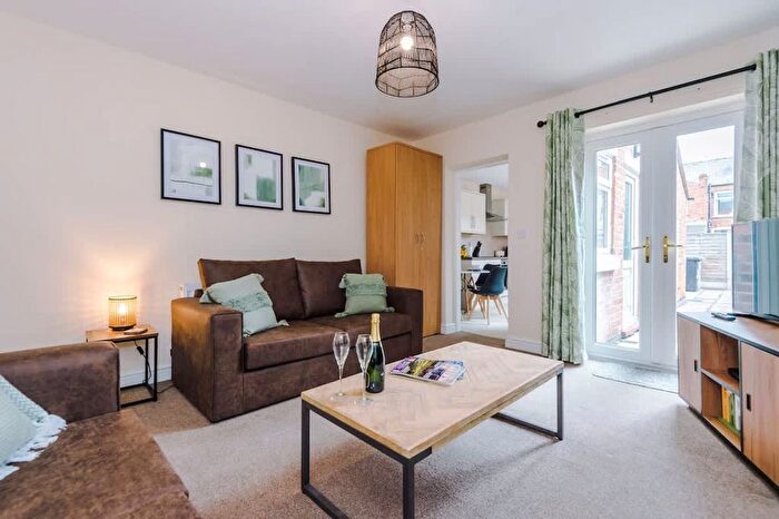 1 Bedroom Flat To Rent In Crewe, CW2