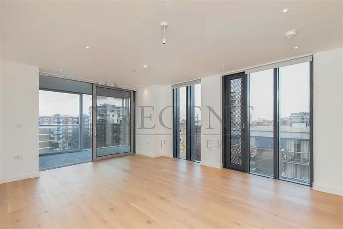 1 Bedroom Flat To Rent In Makers Building, Jasper Walk, N1