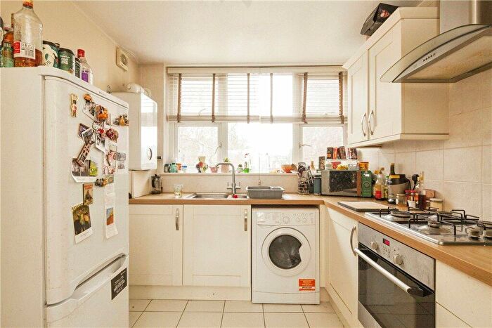 1 Bedroom Flat For Sale In Este Road, London, SW11
