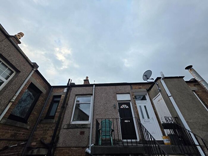 1 Bedroom Flat To Rent In St. Clair Street, Kirkcaldy, Fife, KY1