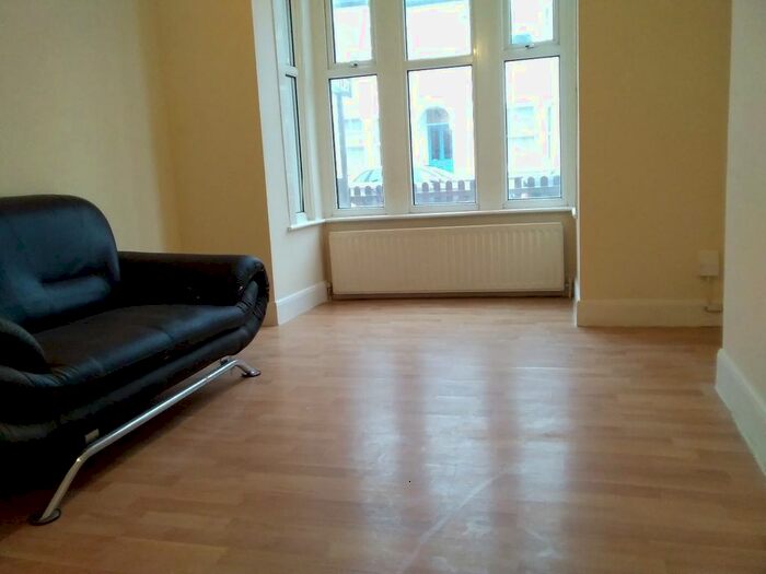 4 Bedroom Terraced House To Rent In Devonshire Road, Colliers Wood, SW19