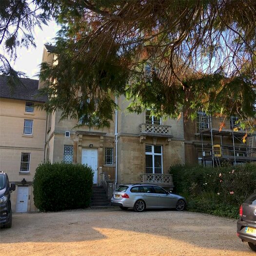 1 Bedroom Flat To Rent In Park Lane, Bath, Somerset, BA1