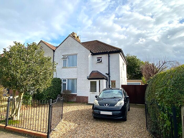 3 Bedroom Semi Detached House For Sale In De Hague Road, Norwich, NR4