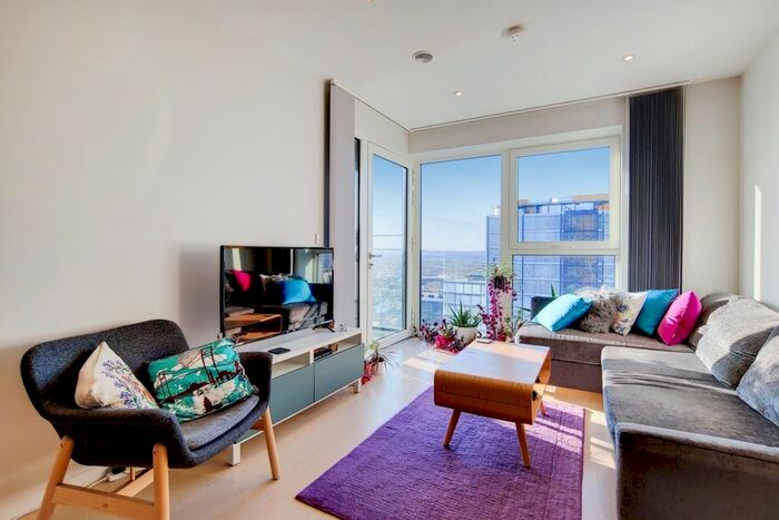 1 Bedroom Flat To Rent In Glasshouse Gardens, Stratford, E20