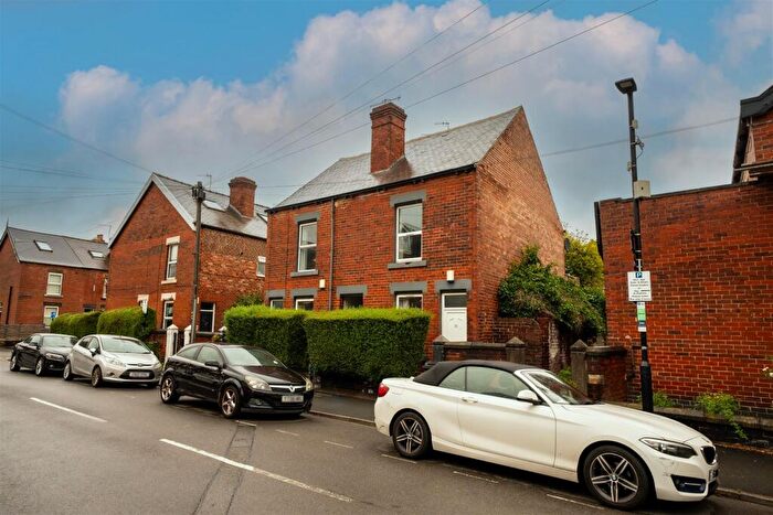 3 Bedroom Semi-Detached House For Sale In Harland Road, S11