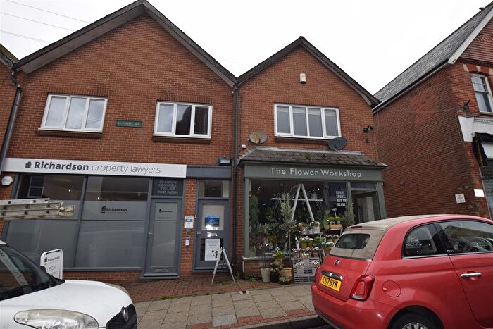 1 Bedroom Flat To Rent In Station Road, Heathfield, TN21