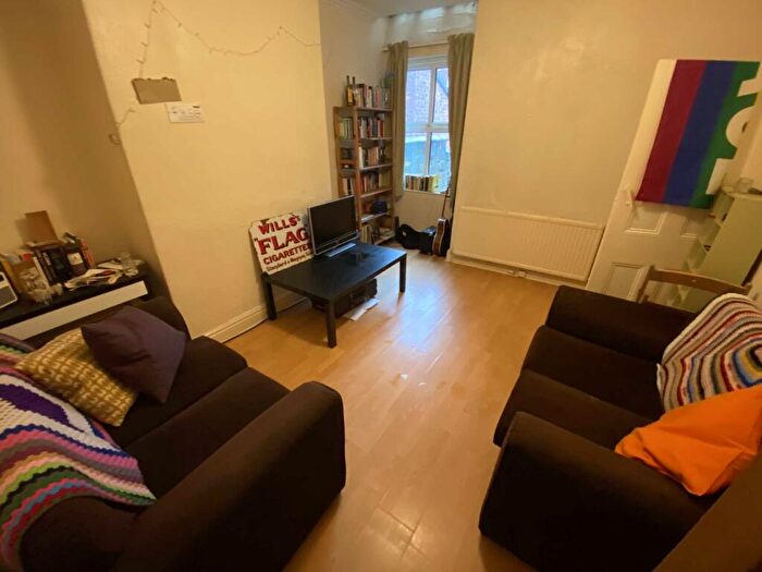 3 Bedroom Terraced House To Rent In Mabfield Road, Fallowfield, M14