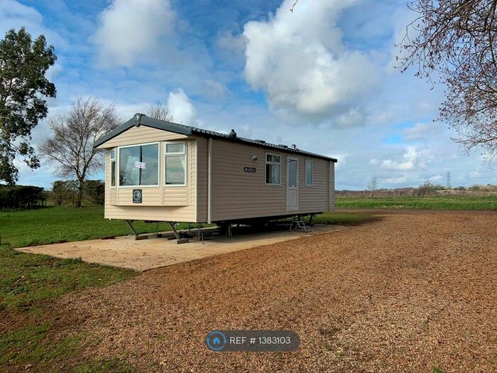 2 Bedroom Mobile/park Home To Rent In Ashwicken Road, East Winch, King's Lynn, PE32