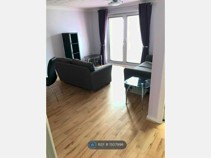 2 Bedroom Flat To Rent In Sir Williams Court, Manchester, M23