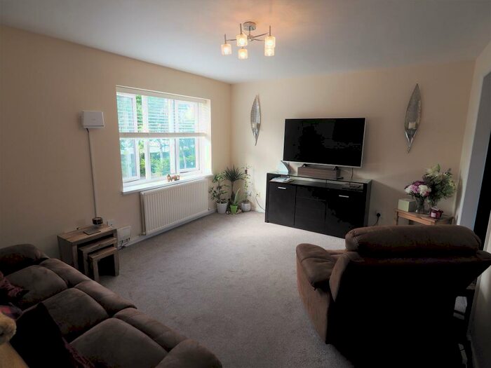 2 Bedroom Apartment To Rent In Wellington Street West, Hull, HU1