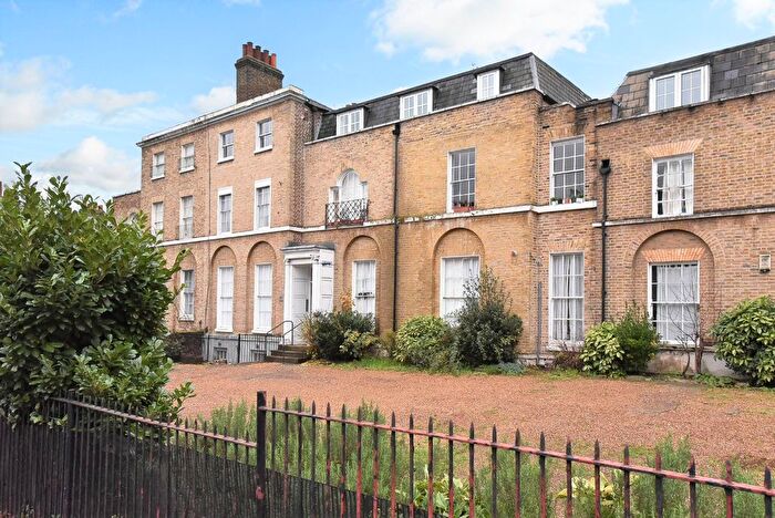 1 Bedroom Flat For Sale In Cedar Place, Tottenham, N17