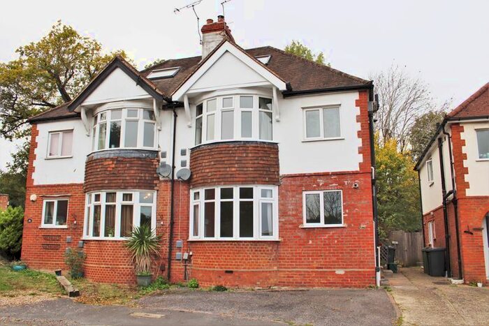 2 Bedroom Maisonette To Rent In Beckingham Road, Guildford, GU2