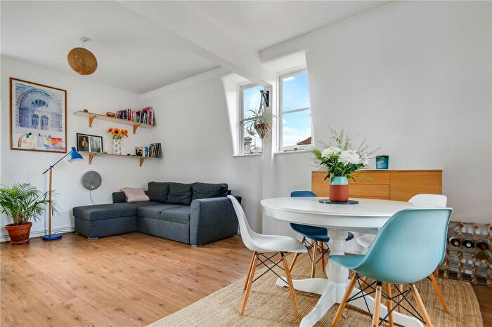 2 Bedroom Flat To Rent In Laleham House, Camlet Street, London, E2